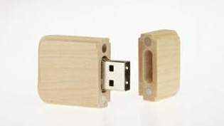USB Sticks aus Holz als Werbegeschenke